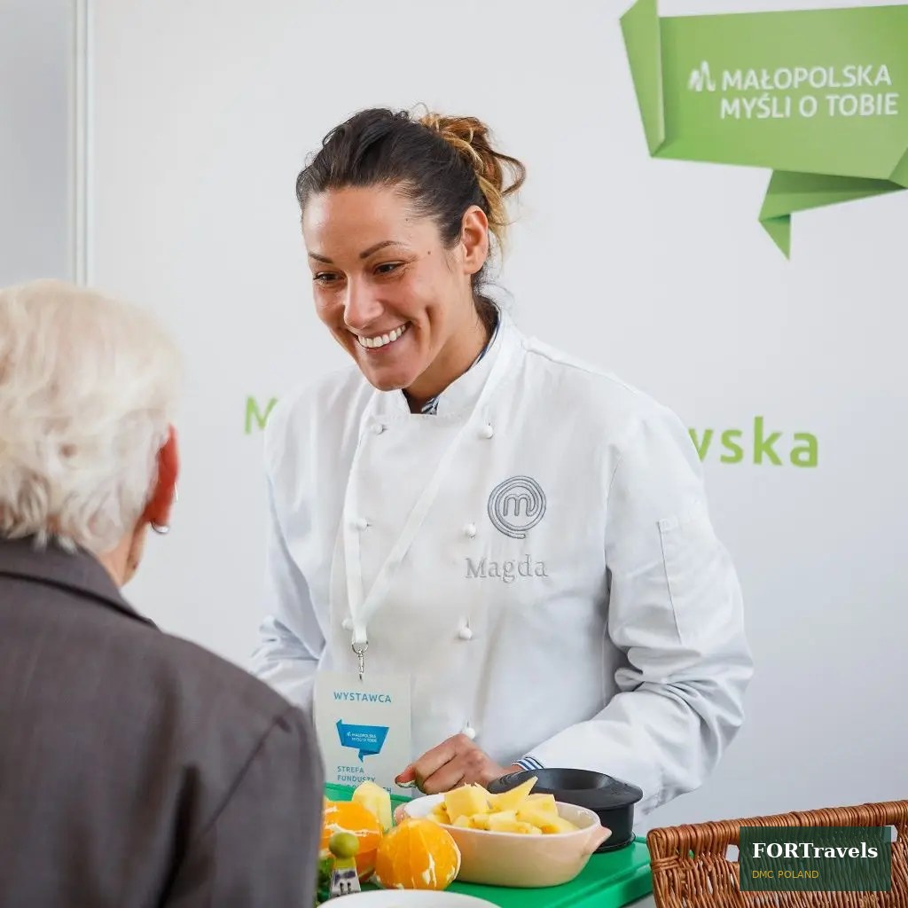 Kulinarna stacja eventowa z szefową kuchni na evencie marki – FORTravels DMC Poland